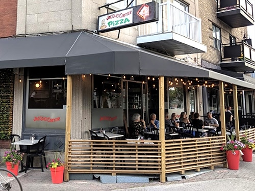 Jacques Cartier Pizza Vieux Longueuil terrasse